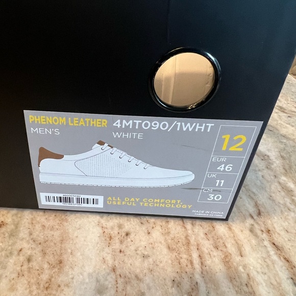 Travis Mathew Cuater Phenom Leather Shoe/Sneaker BRAND NEW in box Men’s size 12 - Picture 4 of 10